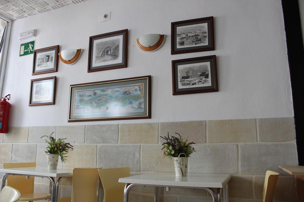 Hostal Masin タバルカ島 エクステリア 写真